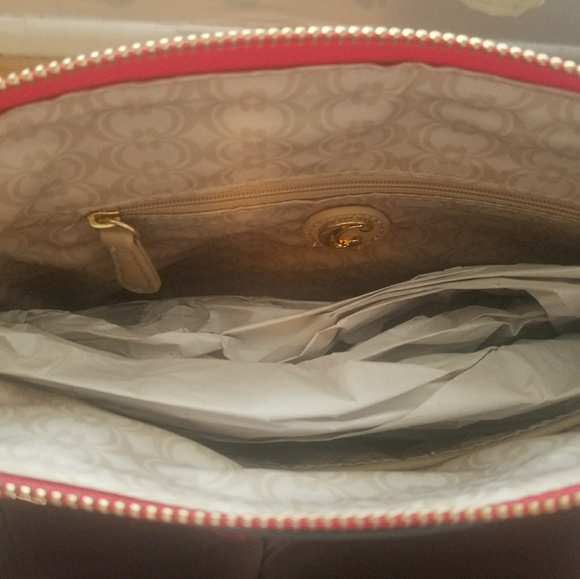 Purse - Picture 2 of 2